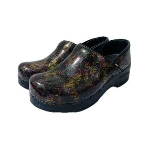 Dansko Multicolor Brushstroke Clogs in Black